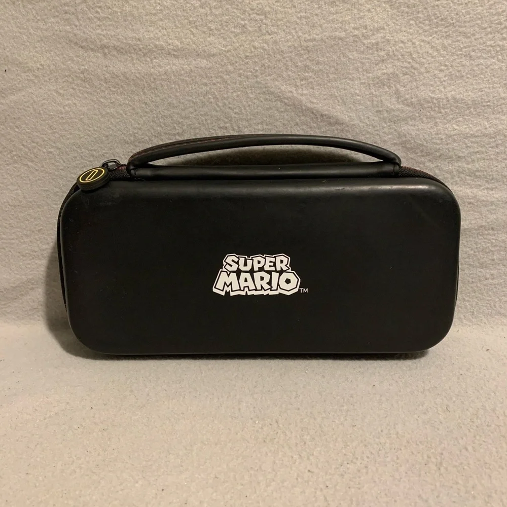 Super Mario kana case red nintendo switch storage carrying case